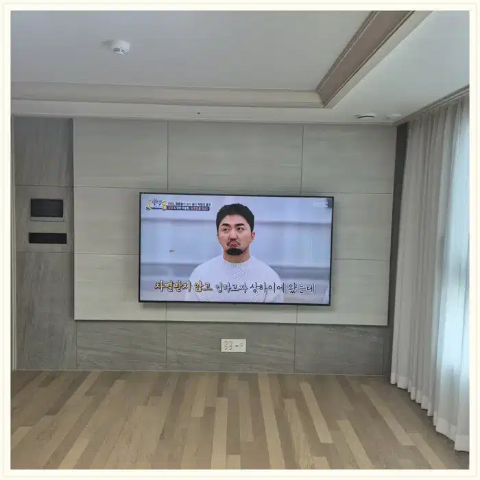 영종국제도시화성파크드림오션브릿지 무타공 벽걸이TV 설치 상담용 브라켓 참고 사진
