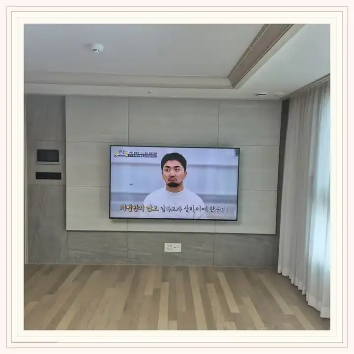 부평신일해피트리더루츠 무타공 벽걸이TV 설치 상담용 브라켓 참고 사진