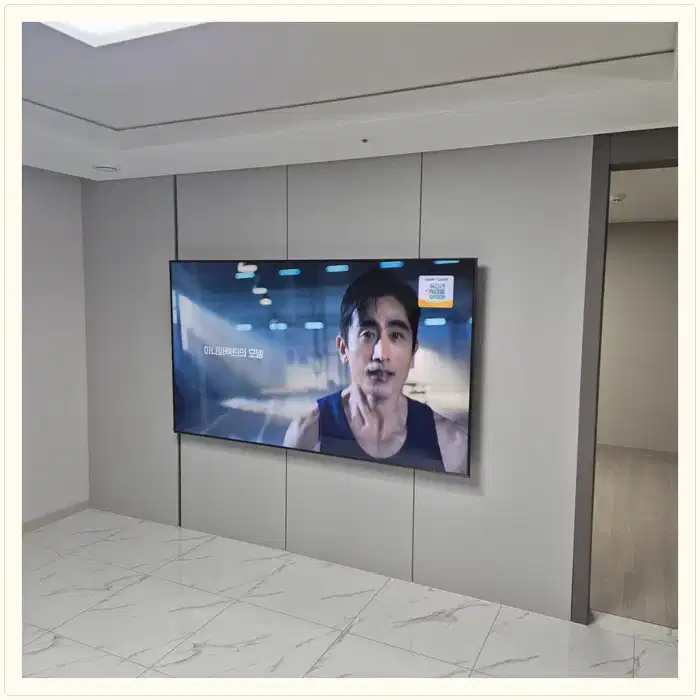 청라골드클래스커낼웨이 무타공 벽걸이TV 설치 상담용 브라켓 참고 사진