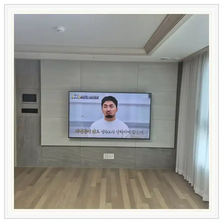 속초서희스타힐스더베이 무타공 벽걸이TV 설치 상담용 브라켓 참고 사진